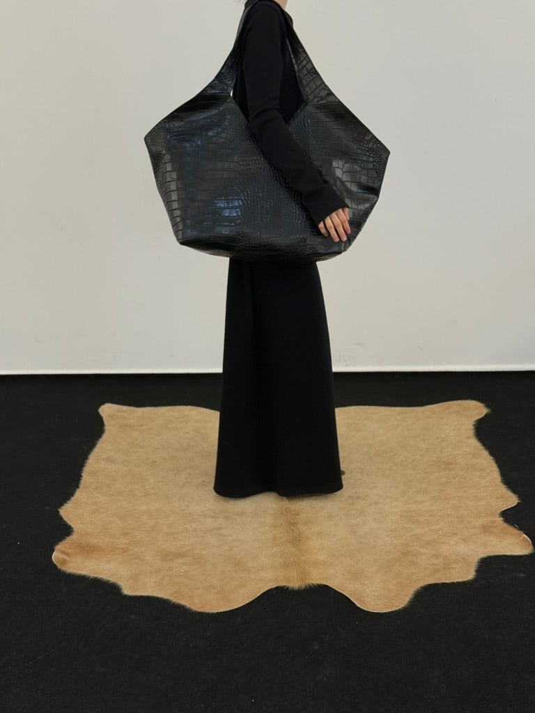 GRAND Tote croko - černá