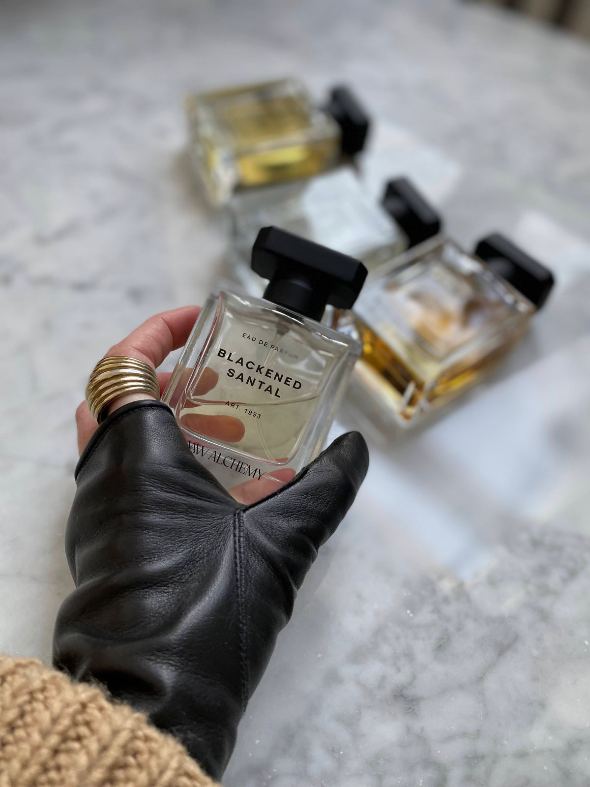 BLACKENED SANTAL RAAW ALCHEMY