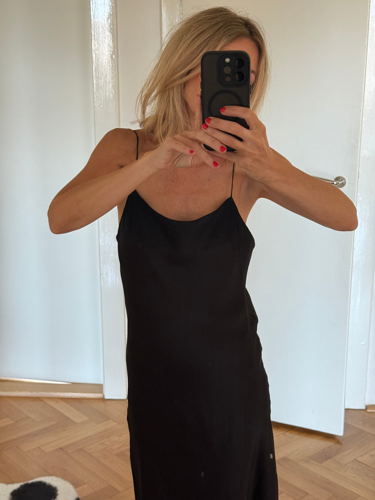 Hedvábné šaty slip silk dress - černé