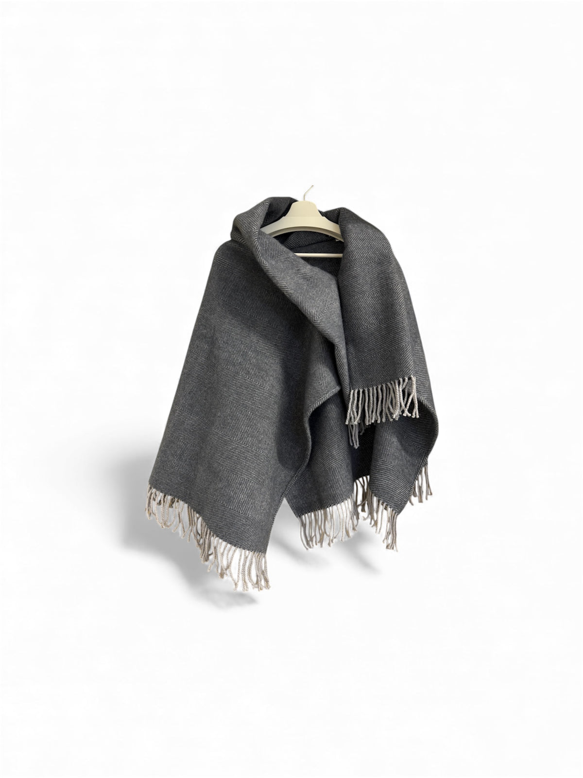 Vlněný pléd s třásněmi - wool cape